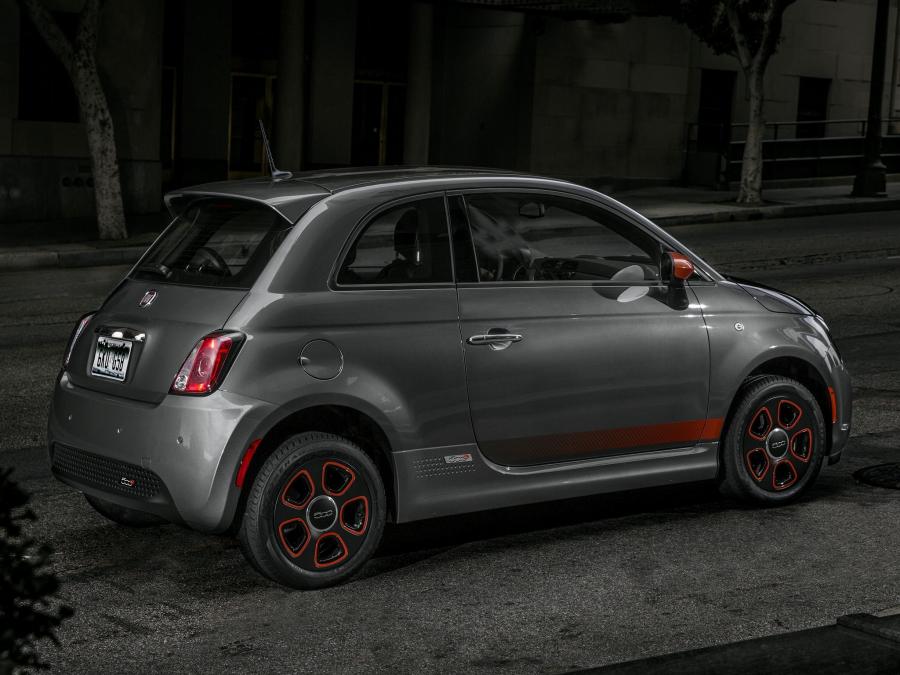  Fiat 500e eSport 2013 года  (фото 3 из 9)